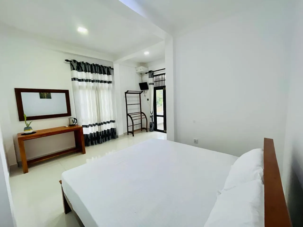 The Glory Villa Transit Hotel Katunayake